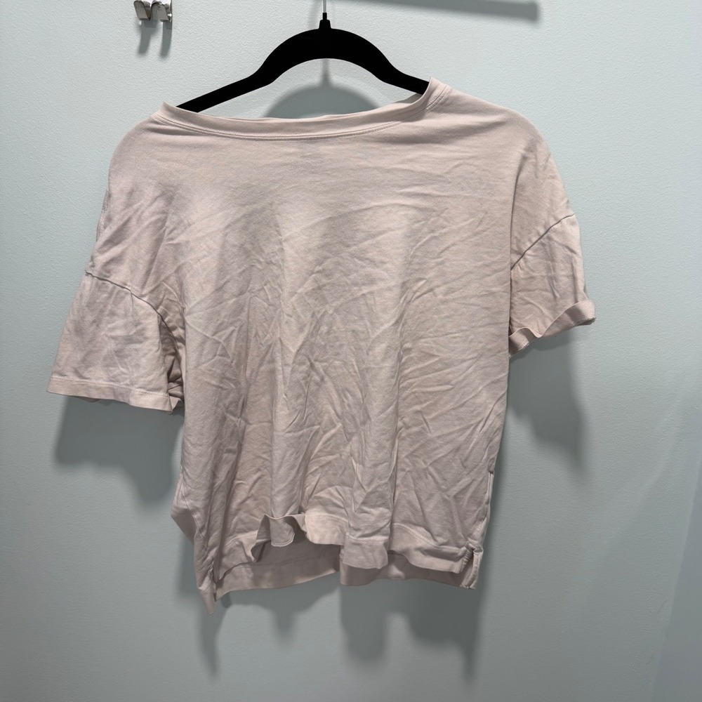 Old Navy Boxy Crop T-Shirt Size L Light Pink Short Sleeve 100% Cotton Tee